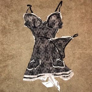 Victoria's Secret Intimates & Sleepwear - Victoria Secret lingerie set Victoria's Secret Intimates & Sleepwear - Victoria Secret lingerie set